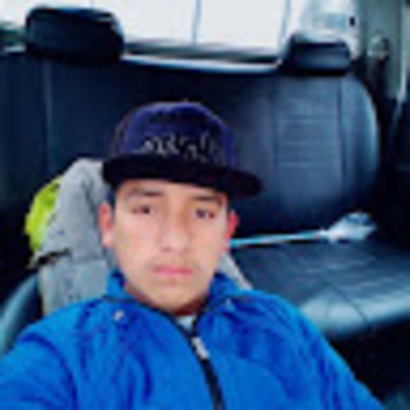 Meet your Posher, Jhuliño - Picture 1 of 1